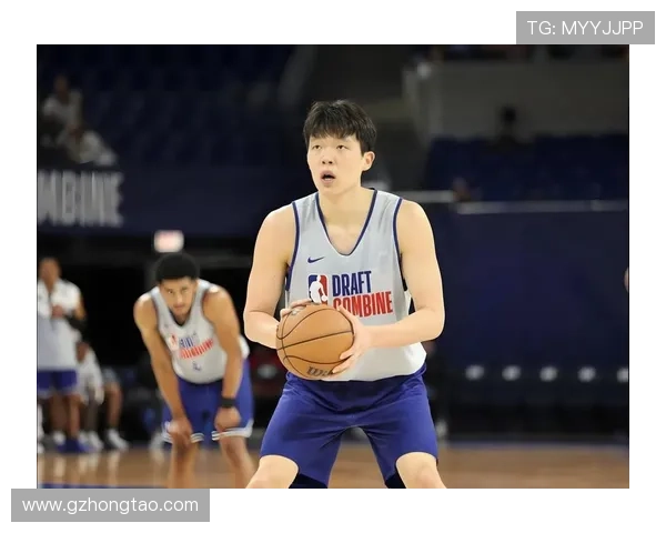 杨瀚森18+7+4连扣率队险胜马刺 杨瀚森18+7+4连扣率队险胜马刺